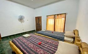 Duyung Rooms & Resto Gerupuk